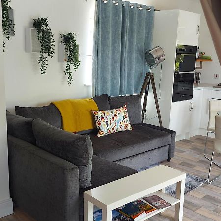 Bunlin Heights Self Catering Studio Milford Exterior foto